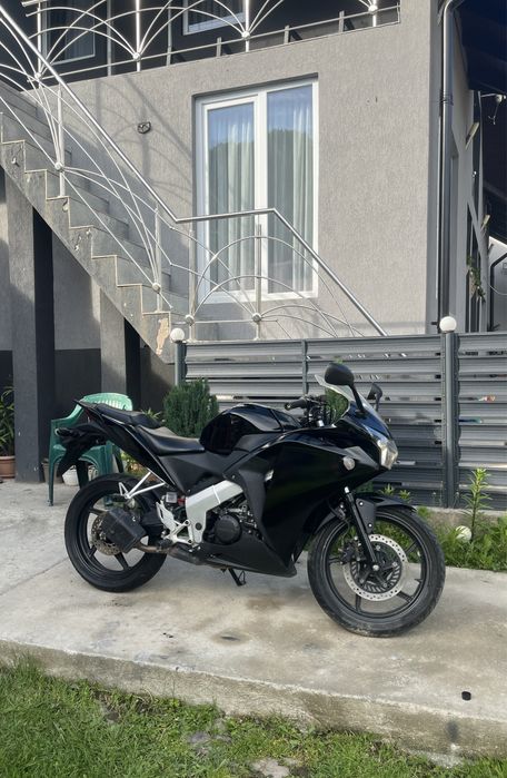 Honda cbr 125 jc50 (16ani)
