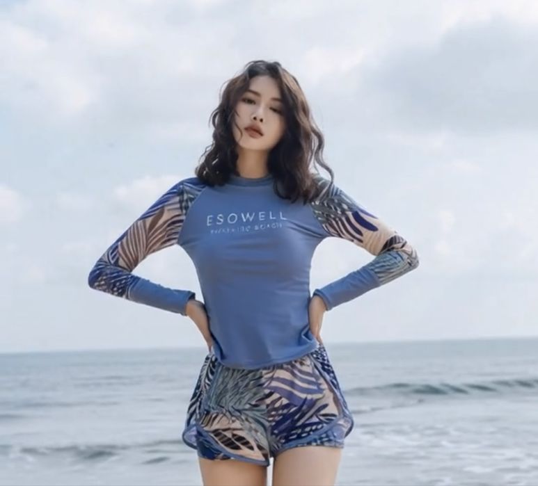 Продам купальник