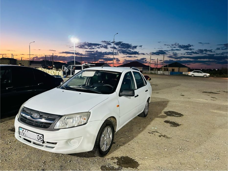 Lada granta 2013