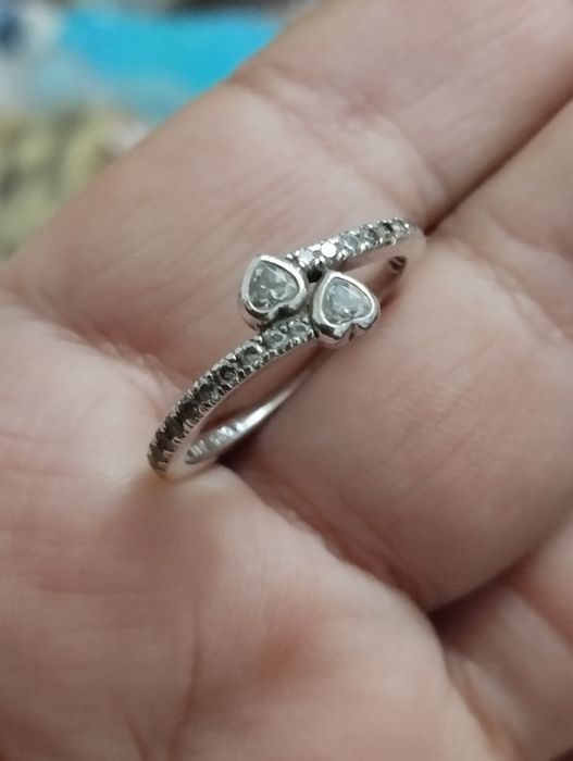 Inel două inimi strălucitoare din argint Pandora original