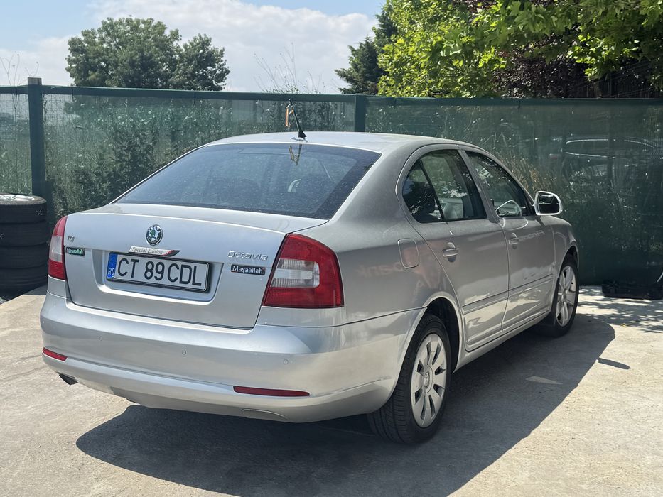 SKODA Octavia 2011 — imagine 4