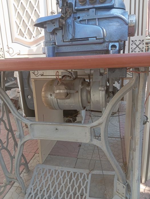 Оверлог уступлю производственный