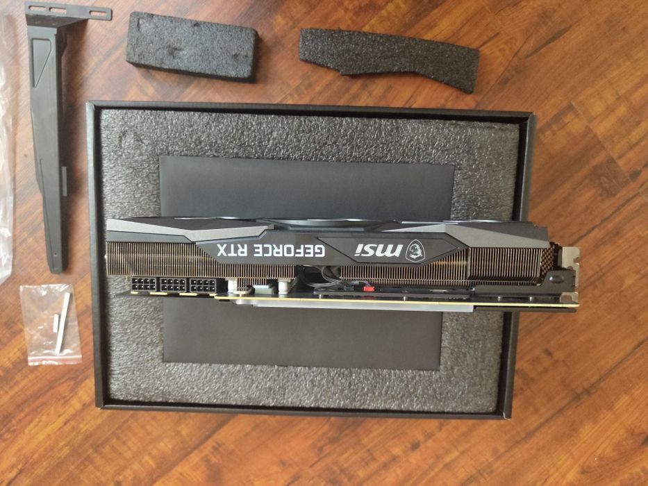 Продам MSI GeForce RTX 3080 Gaming X Trio 10G