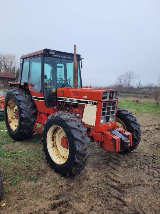 Tractor Internațional 1055