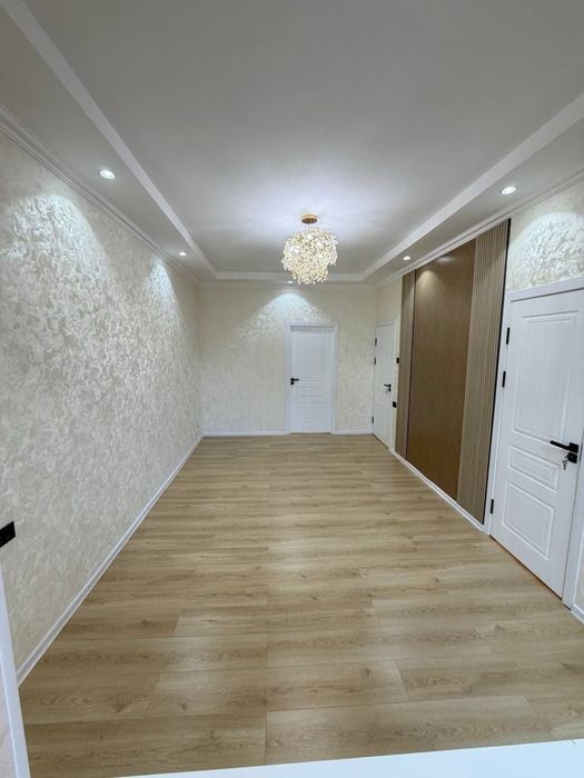 Юнусабад 11кв Продаётса 2/2/4 Мега планет