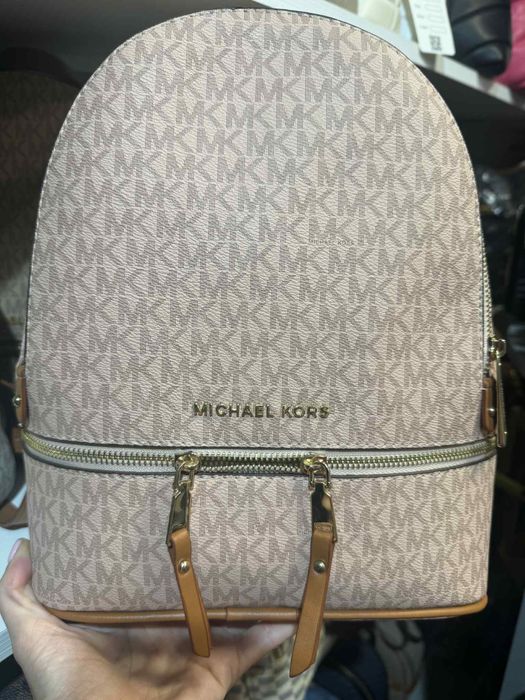 Дамска раница на Michael Kors