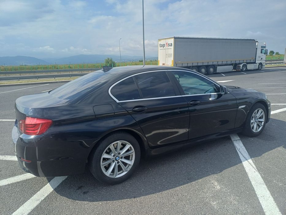BMW Seria 5 2010 — imagine 3