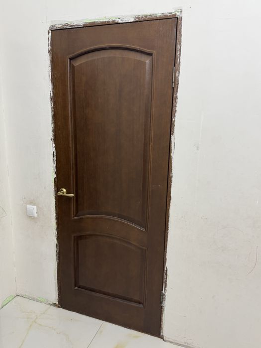 Продам дверь по 5000