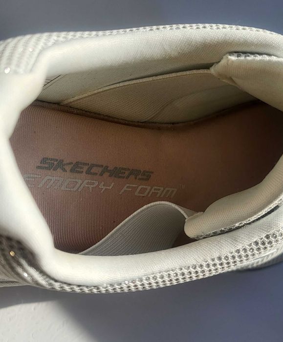 Pantofi sport dama originali,  SKECHERS nr.39, deosebiti, aproape noi