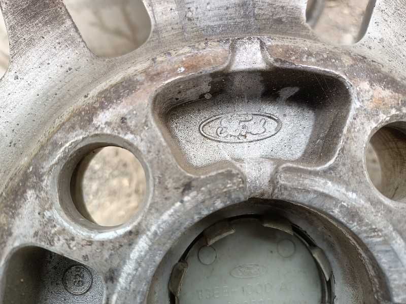 Продам оригинальные легкосплавные диски "Ronal" на Ford Focus
