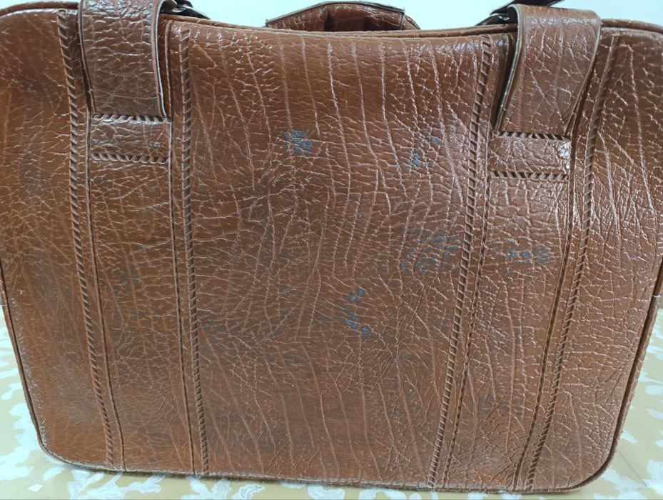 Мошенники не беспокоить. Чемодан в хорошем состоянии