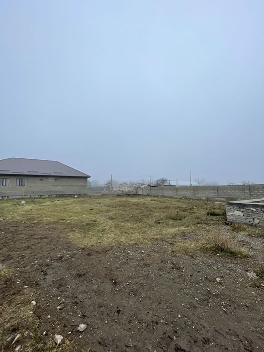 Участок с фундаментом