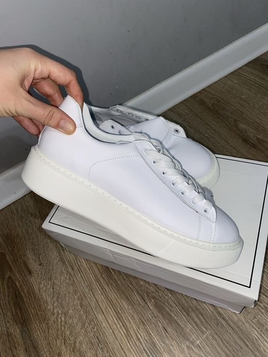 Кеды белые, удобные