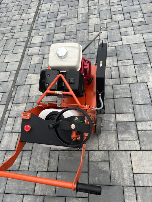 Masina de taiat asfalt si beton