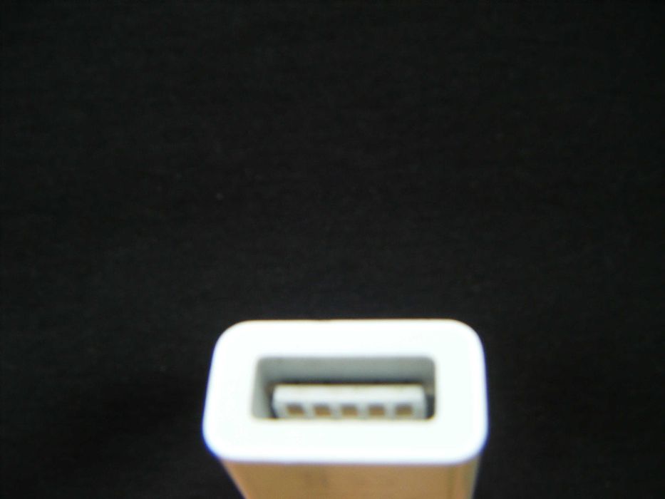 Адаптер Apple USB-C към USB А1632
