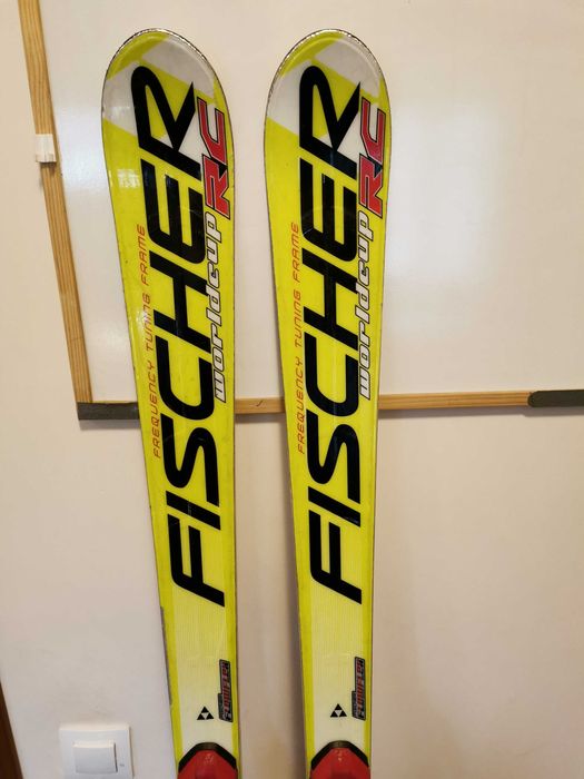 FISCHER RC4 Карвинг Ски 175см. Worldcup Aircarbon Titanium