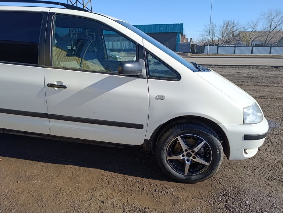Продам VW Шаран 2001г.в.