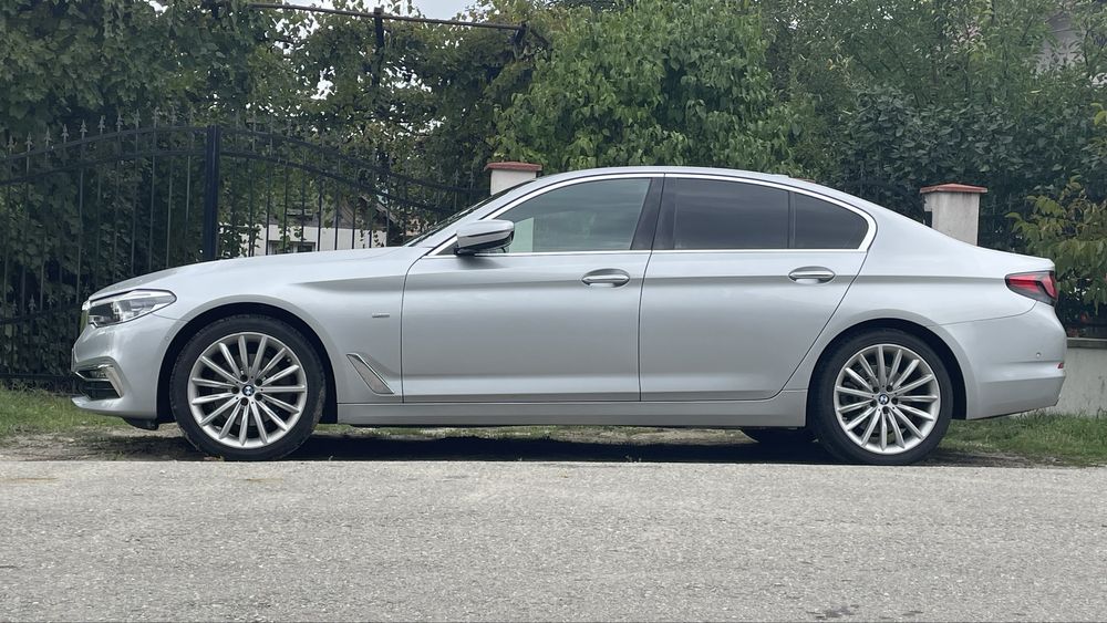 BMW SERIA 5 G30 520d X-drive Luxury Line 2019