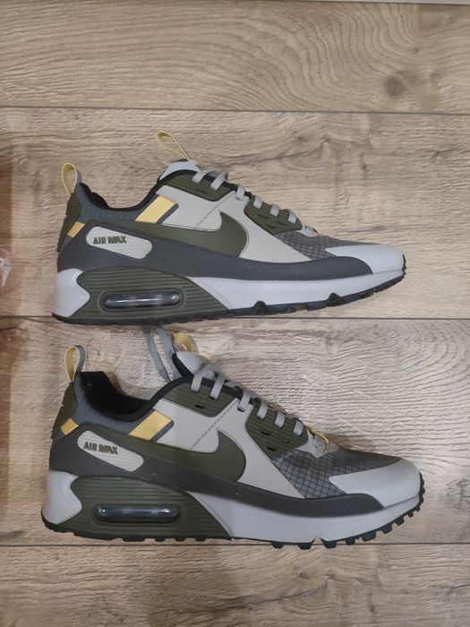Продавам Nike Air Max 90