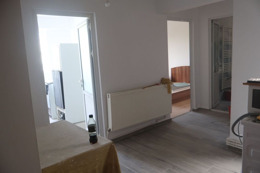 APARTAMENT 4 CAMERE DE VÂNZARE – Strada :TABEREI, bl: W NORD, turnu magurele