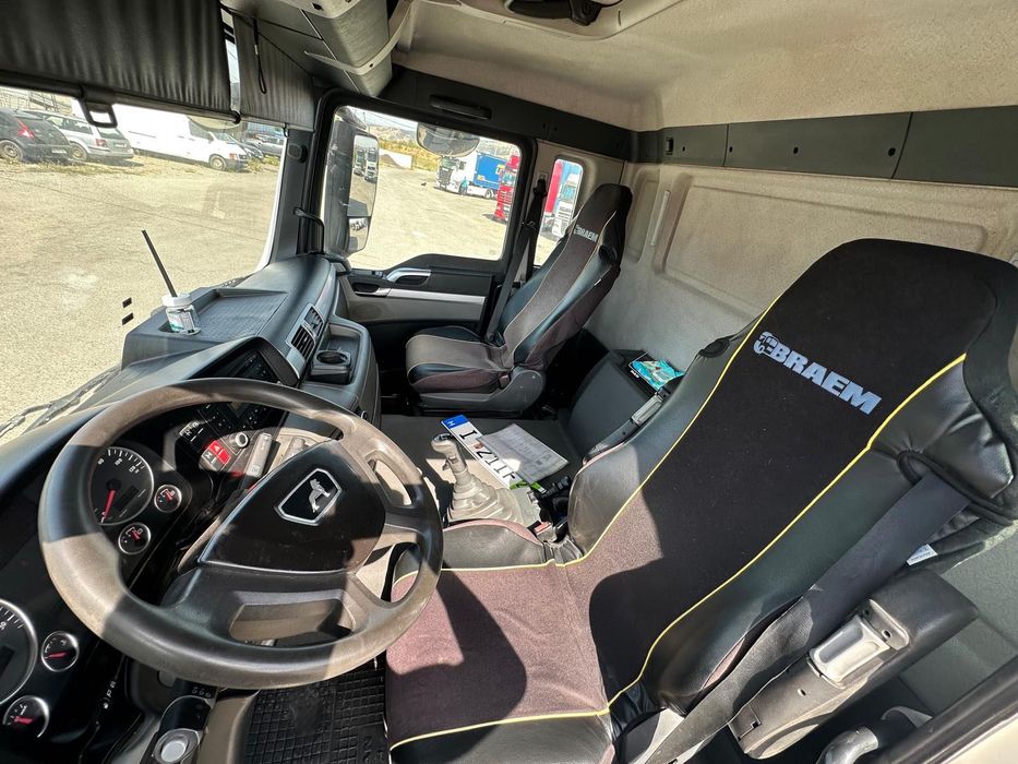 MAN Autobasculanta 8x4