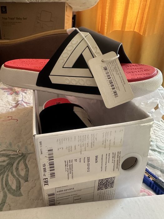 Женские сланцы..