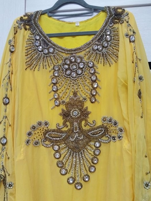 Продам платье Абайку