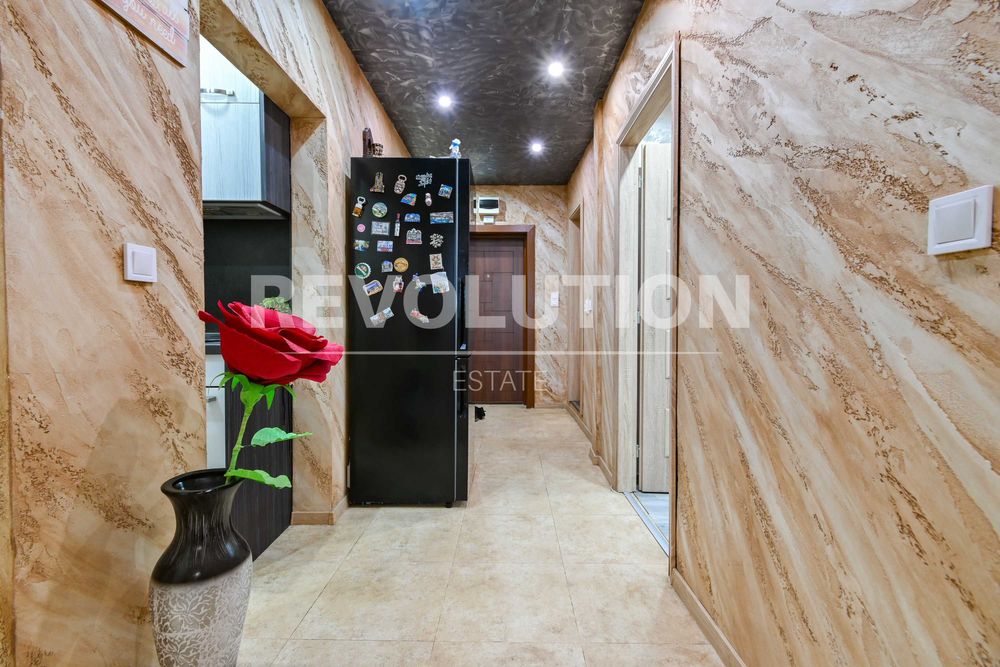 Продава се Тристаен апартамент в София, Люлин 4 - 81 кв.м за 2223 €/кв.м - Снимка #8