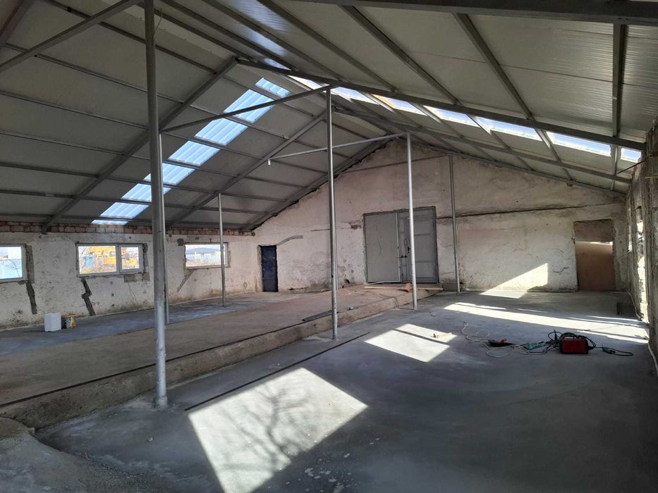 Hala de inchiriat 176 mp