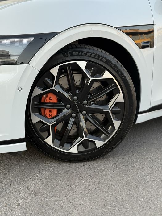 Zeekr 007 gt 2025 full 4 wd