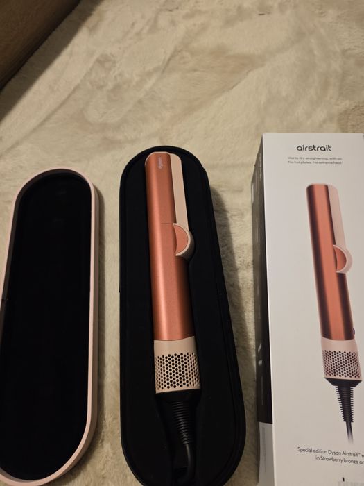 Dyson Airstrait преса за коса