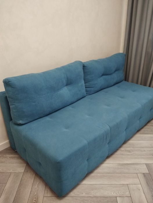 Диван раскладной.