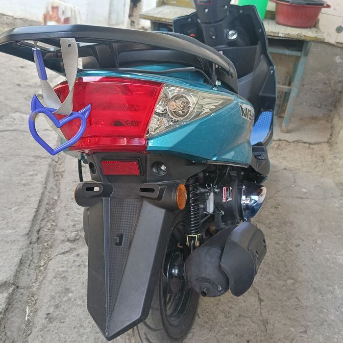 Мапед М8 Беннали Матор