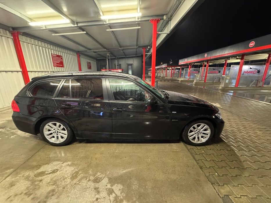 Vânt BMW e91 318d
