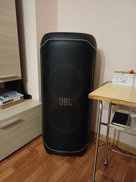 JBL Partybox ultimate 1100 w