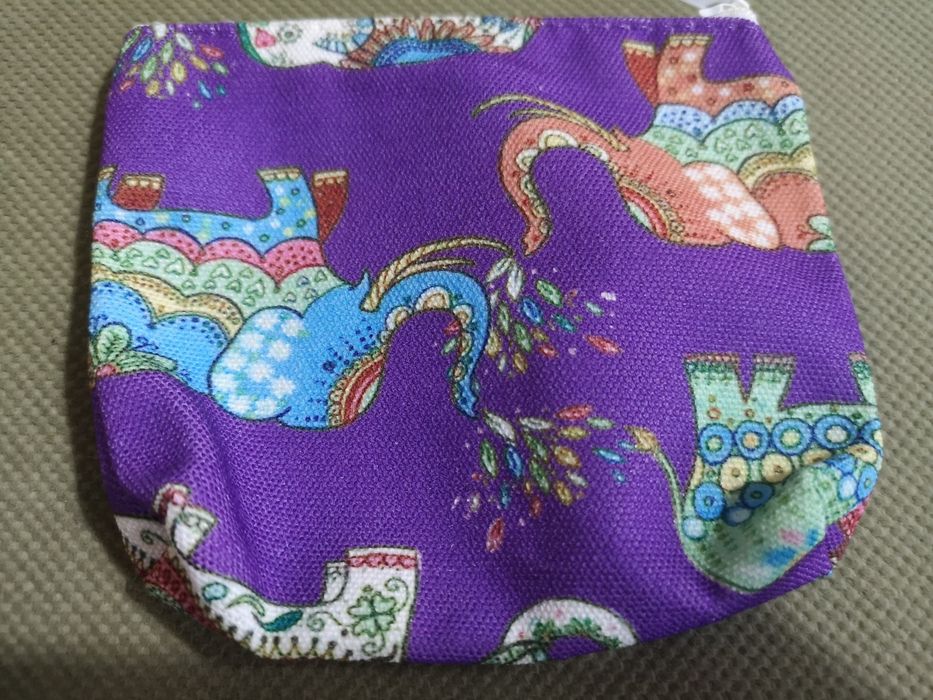 Чантичка и портмонета от плат