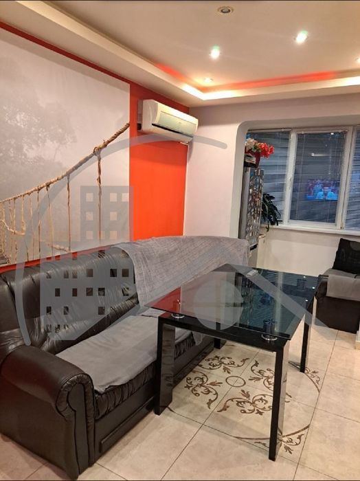 Продава се Четиристаен апартамент в Варна, Възраждане 1 - 94 кв.м за 2446 €/кв.м - Снимка #4