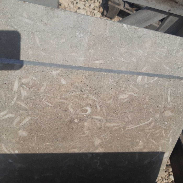 Мраморни плочи за настилка и/или облицовка