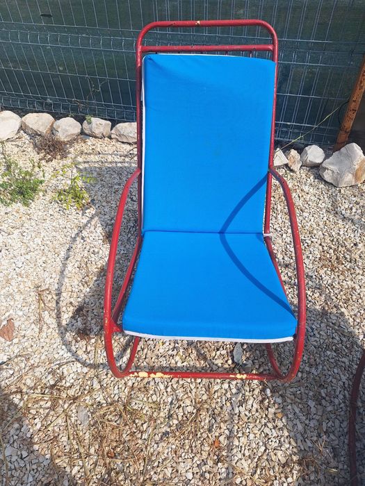 Sezlong metalic balansoar cu saltea