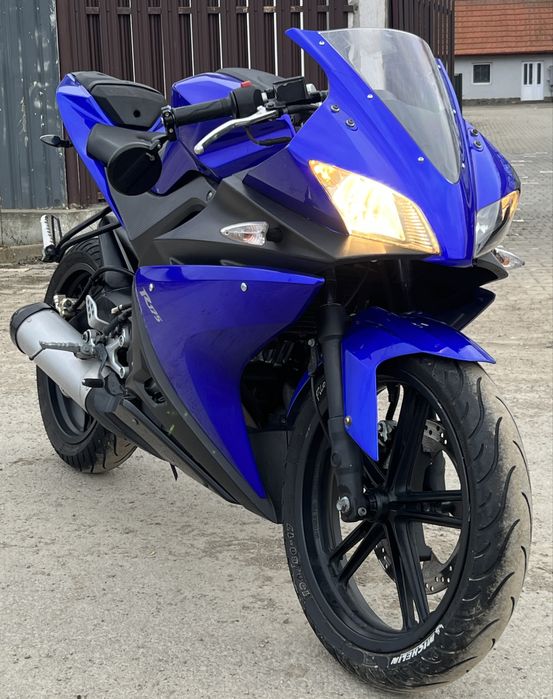 Yamaha yzf r125 / A1 / 16 ani