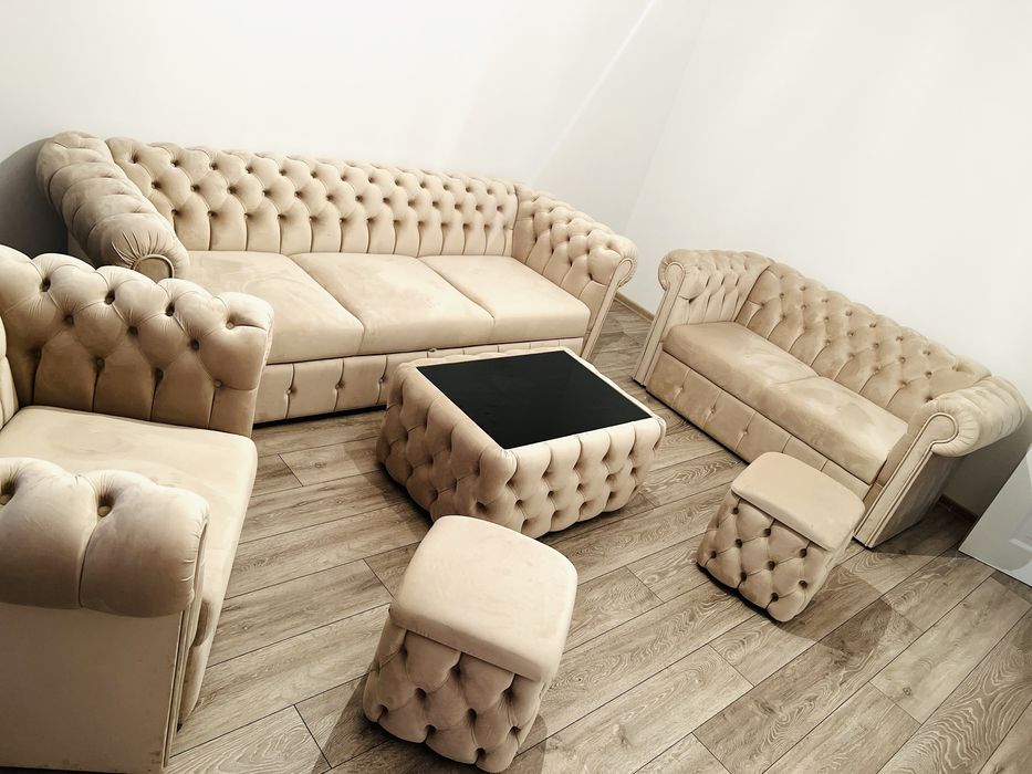 Coltare si canapele chesterfield