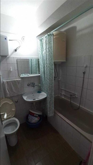 Дава се под наем Тристаен апартамент в Пловдив, Западен - 91 кв.м за 448.8 € - Снимка #4