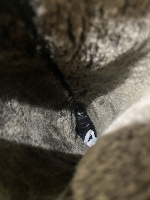 Продаю сапоги от Prada & Roger Vivier