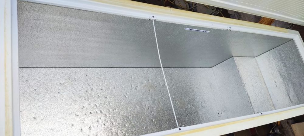 Морозильник Бирюса680VKQ 600л белый