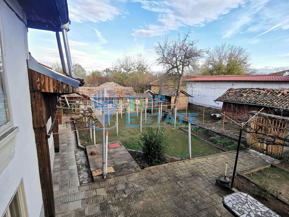 Продава се Къща в с. Велчево, Област Велико Търново - 130 кв.м за 585 €/кв.м - Снимка #9