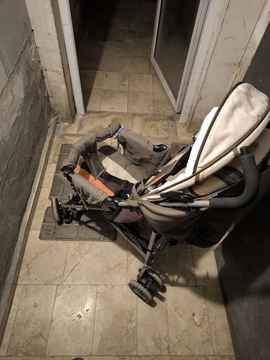 Лятна количка United Colors of Benetton