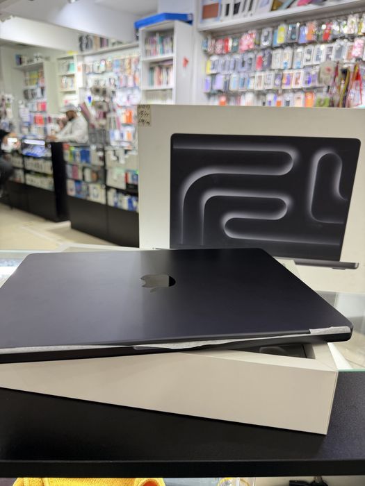 MacBook Pro 14 M3 pro 18/1tb 100%