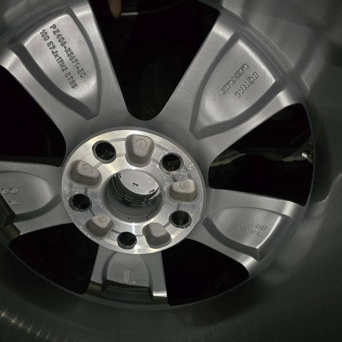 Оригинални НОВИ ДЖАНТИ за Тойота, Лексус 17 5 114.3