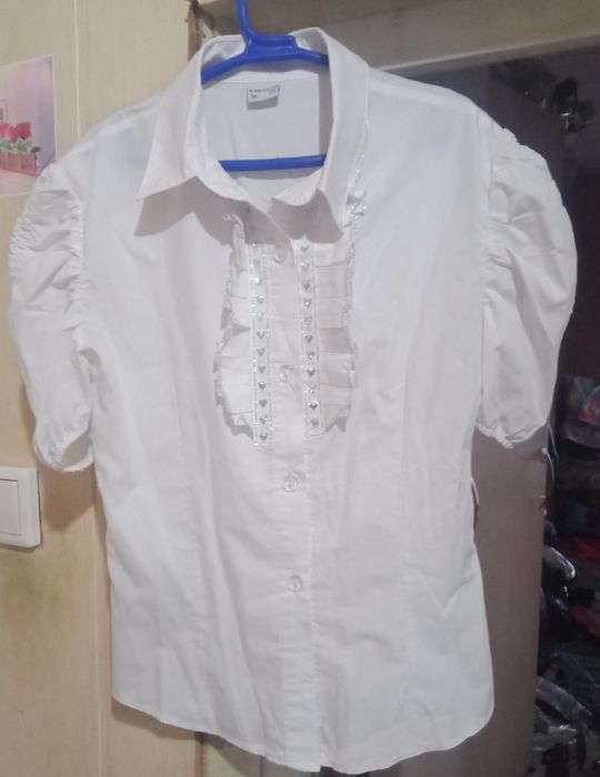 Продам школьные рубашки и сарафан для девочки 38 размер