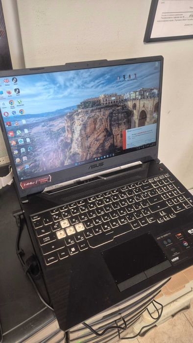 Лаптоп Asus FX506HC-HN004